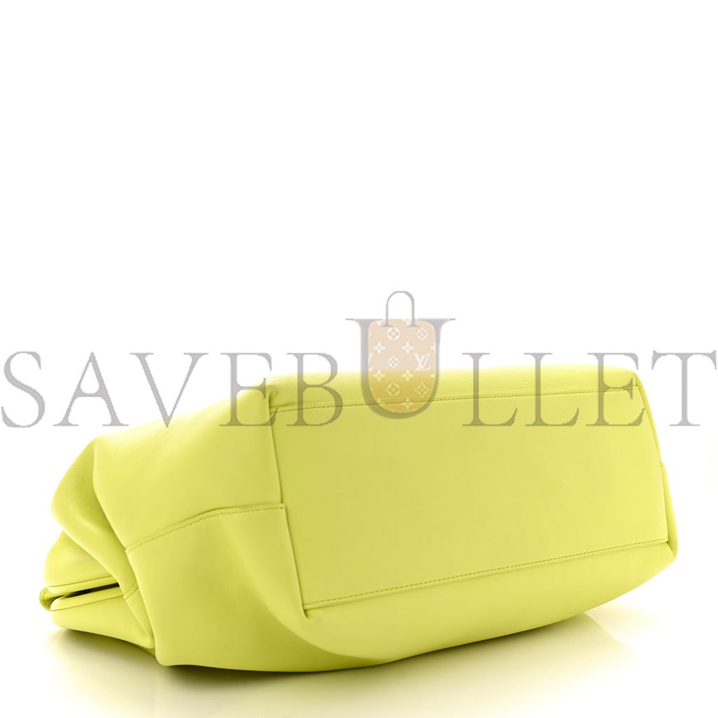 BOTTEGA VENETA CALFSKIN MEDIUM THE POINT TRIANGLE BAG SEAGRASS (32*23*11cm) BOTTEGA VENETA CALFSKIN MEDIUM THE POINT TRIANGLE BAG SEAGRASS (32*23*11cm)