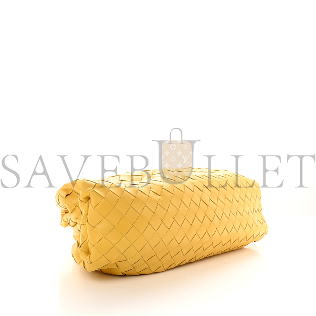 BOTTEGA VENETA NAPPA MAXI INTRECCIATO THE POUCH OVERSIZED CLUTCH CORN  (38*21*8cm)