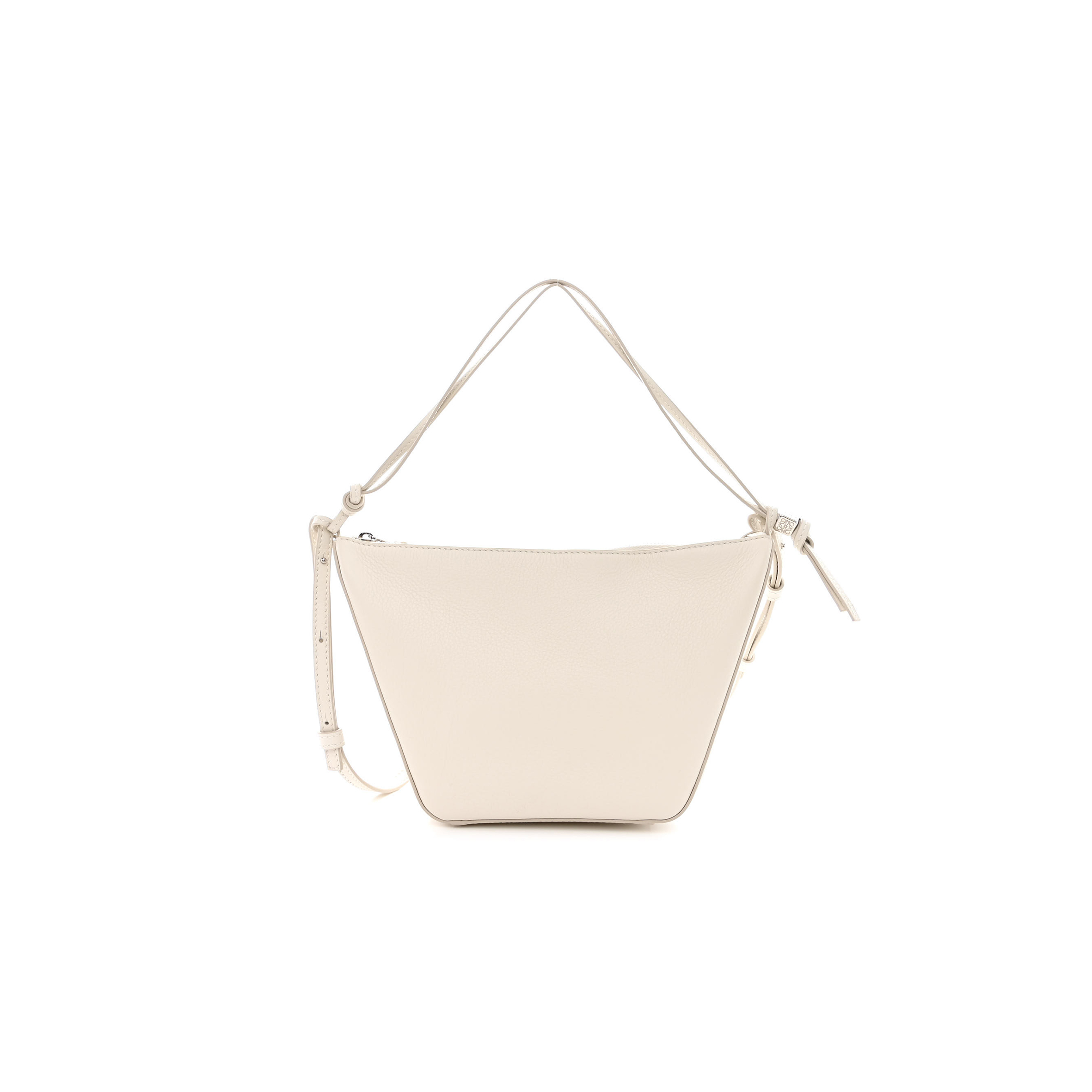 LOEWE CALFSKIN MINI HAMMOCK HOBO SOFT WHITE (17*17*10cm) LOEWE CALFSKIN MINI HAMMOCK HOBO SOFT WHITE (17*17*10cm)