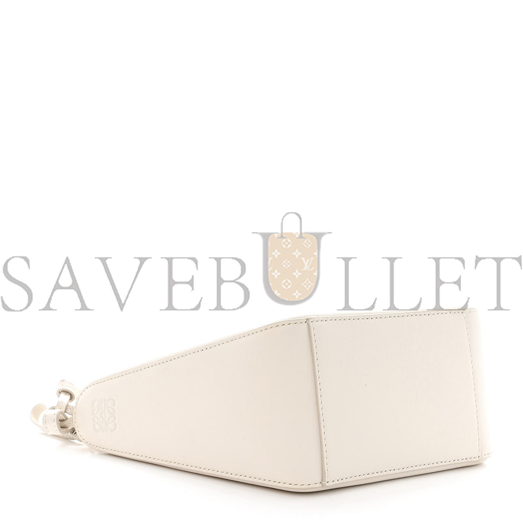 LOEWE CALFSKIN MINI HAMMOCK HOBO SOFT WHITE (17*17*10cm) LOEWE CALFSKIN MINI HAMMOCK HOBO SOFT WHITE (17*17*10cm)