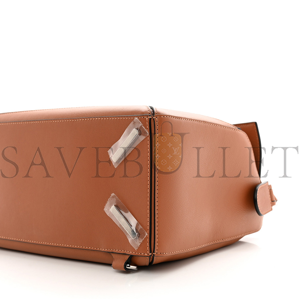 LOEWE CALFSKIN MEDIUM PUZZLE BAG TAN (29*19.5*14cm) LOEWE CALFSKIN MEDIUM PUZZLE BAG TAN (29*19.5*14cm)
