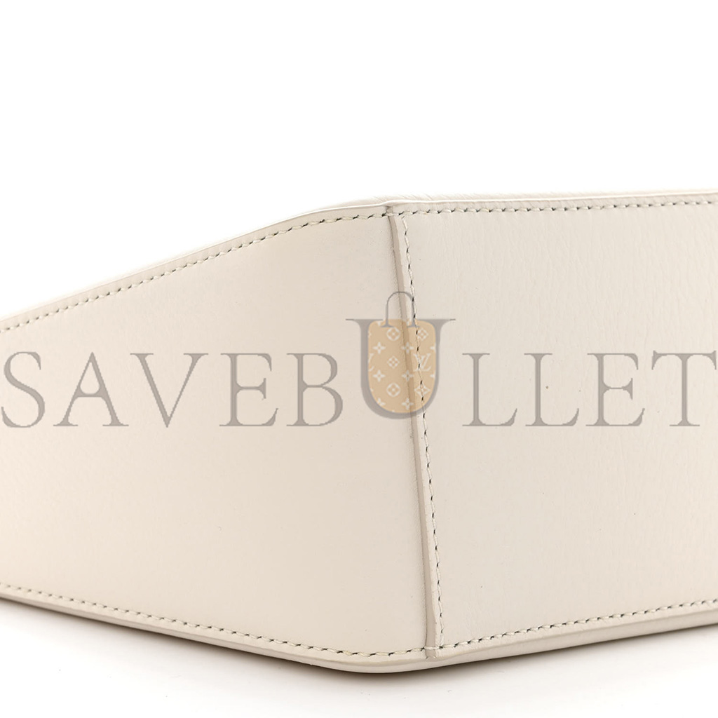 LOEWE CALFSKIN MINI HAMMOCK HOBO SOFT WHITE (17*17*10cm) LOEWE CALFSKIN MINI HAMMOCK HOBO SOFT WHITE (17*17*10cm)
