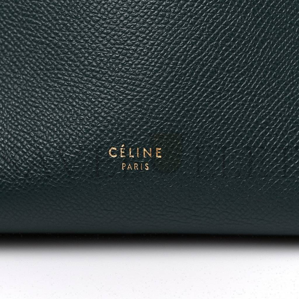 CELINE GRAINED CALFSKIN MINI BELT BAG AMAZONE (28*22*17cm) CELINE GRAINED CALFSKIN MINI BELT BAG AMAZONE (28*22*17cm)